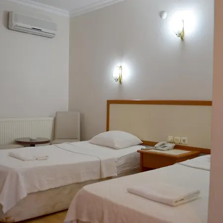 Grand Milano Otel 3*