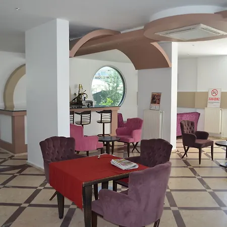 Grand Milano Otel 3*